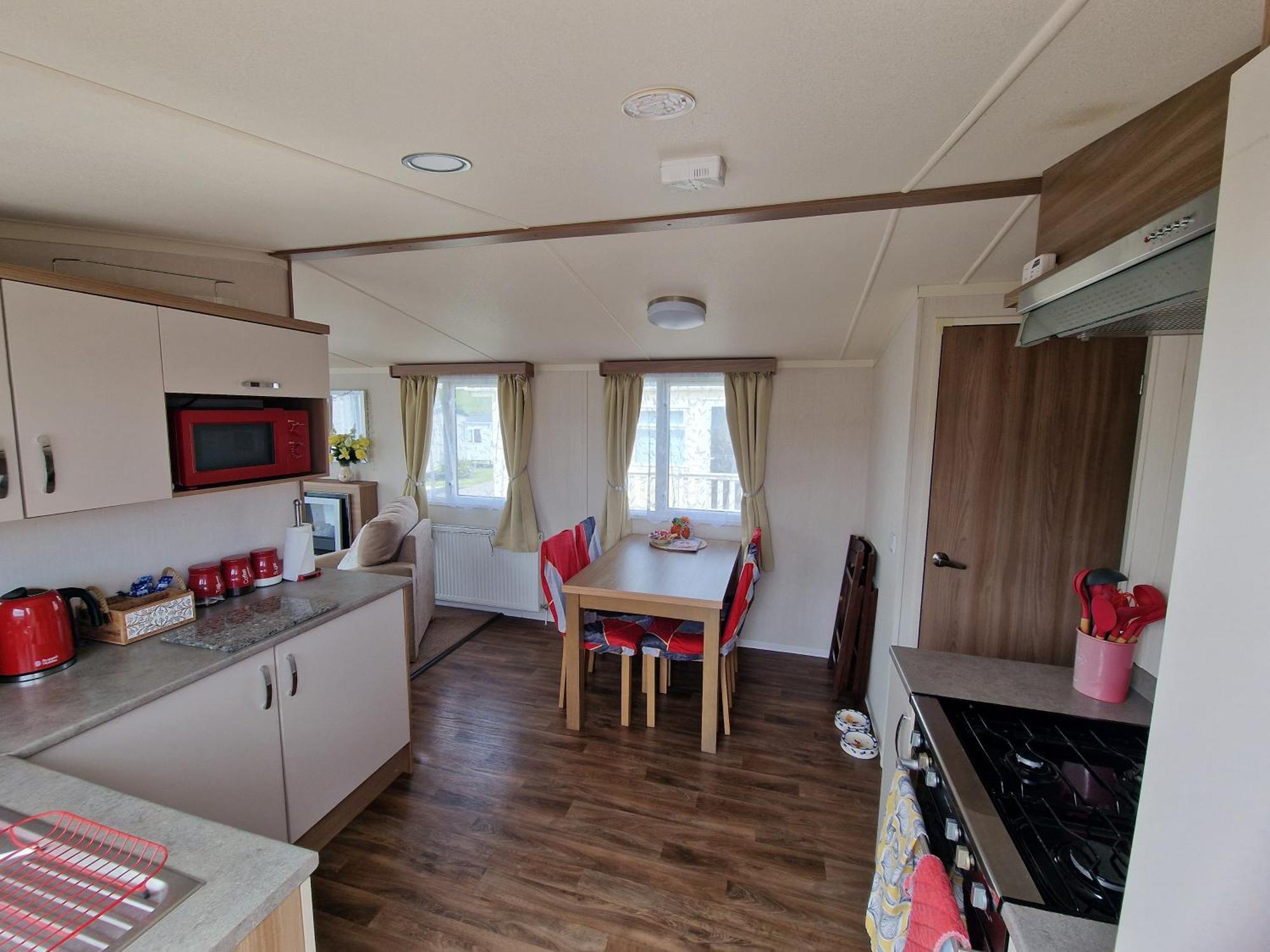 Отель Durdlee Door, D27, Main Rd, West Lulworth, Wareham Bh20 5Pu Экстерьер фото